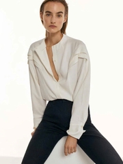 Sơ mi Massimo Dutti trắng vạt ly vai đuôi tôm