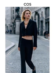 Blazer COS dáng crop đen