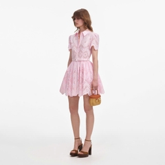 Váy ngắn thêu cotton màu hồng