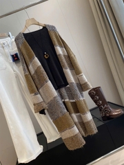 Cardigan Zara dáng dài phối màu cafe