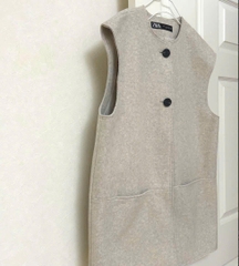 Gilet Zara dạ ép 2 túi trước dáng dài màu beirge