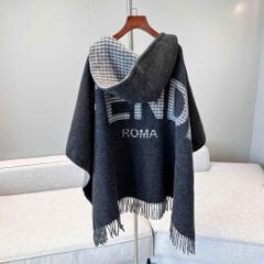 Khăn cape FENDI tua rua