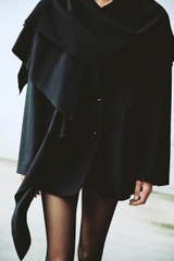 Blazer dạ handmade kèm khăn đen
