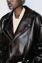 Jacket da Zara túi ngực cổ bẻ màu đen