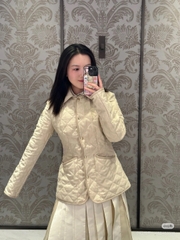 Áo khoác trần trám Moncler
