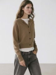 Cardigan tay cánh dơi
