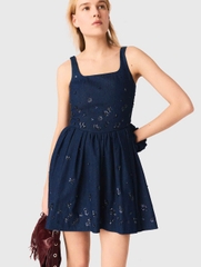 Váy denim xòe thêu