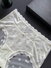 Set quần chip LAPERLA ren hộp 4c Freesize