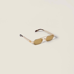 Kính râm Miumiu B52S