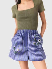 Quần short cotton kẻ sọc thêu