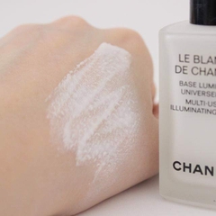 Kem lót Chanel Le Blanc