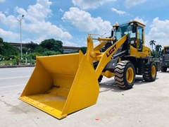 Máy Xúc Lật LG940LF