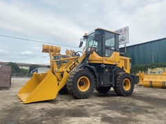 Máy xúc lật T918L
