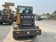 Máy Xúc Lật LG918