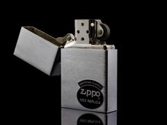 Zippo La Mã Classic Vintage 1932 VIII 1992 2