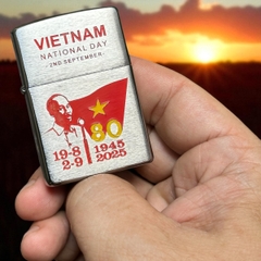 Zippo Kỷ Niệm 80 Năm Quốc Khánh Việt Nam | Bản Đặc Biệt Dày Mộc 2025