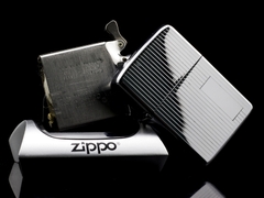 Zippo Cổ Engine Turn 1964 2 Chấm 8