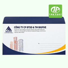 In phong bì công ty theo bộ nhận diện doanh nghiệp