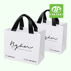 In túi giấy shop thời trang