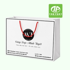 In túi giấy đựng giày theo yêu cầu