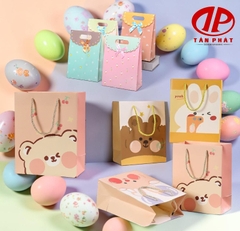 In túi giấy shop trẻ em đẹp mắt, dễ thương, an toàn và tiện dùng