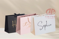 In túi giấy local brand đẹp, đồng bộ nhận diện, dễ ghi dấu ấn