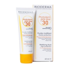 Kem chống nắng ngăn ngừa mụn cho da dầu, hỗn hợp Photoderm AKN MAT SPF30 Bioderma 40ml