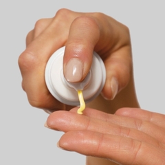 Kem dưỡng tái tạo, trẻ hóa da ban đêm Germaine de Capuccini Retinight Retinal Cream Serum 50ml
