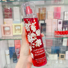 Xịt thơm toàn thân Bath & Body Works Japanese Cherry Blossom Body Mist 236ml