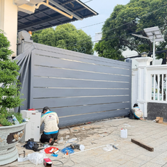 Cửa trượt tự động không ray cho biệt thự