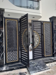 Đơn vị lắp đặt cổng sắt 4 cánh CNC trống đồng họa tiết bông tuyết giá rẻ