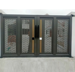 Cửa cổng sắt 4 cánh thiết kế mới 2025 hiên đại sang trọng