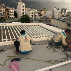 Giếng Trời Tự Động Thông Minh Lật Mở – Tự Đóng Khi Có Mưa