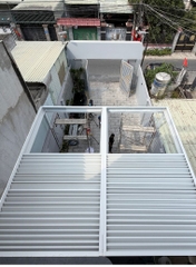 Giá Mái Che Nhôm Xếp Trượt Ziczac Tự Động 61300×5500