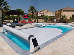 Mành che hồ bơi dạng cuốn tự động điều khiển từ xa, Hàng nhập khẩu 100%