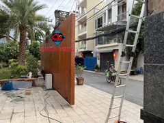 Khám phá 3 đặc điểm nổi bật của mẫu cổng lùa tự động không ray siêu tải trọng dài 8.6m nặng 3,6 tấn