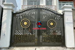Mẫu cổng sắt 2 cánh dạng Vòm cnc mỹ thuật - Mẫu mới 2025