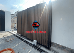 Mẫu cửa cổng lùa xếp ray treo - tối ưu không gian sống cho gia đình