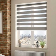 Rèm cầu vồng điều khiển điện thoại