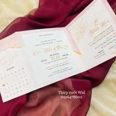 357 Vuông - Thiệp nền hồng loang kết hợp chữ hỷ