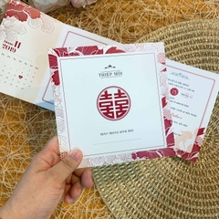 063 Vuông - Thiệp đỏ cổ điển kết hợp hoa Mẫu Đơn