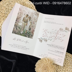308 CN - Thiệp hoa nhí sắc hồng kết hợp in ảnh cưới hiện đại