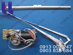 Mô tơ gạt mưa xe cần cẩu