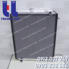 Két Nước Làm Mát Xe Cẩu SK200-6E