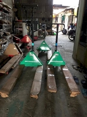 Xe nâng tay thấp 3000 kg - Mitsubishi Nhật Bản