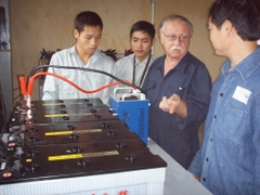 Sửa chữa, phục hồi ắc quy xe nâng cũ