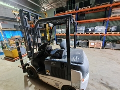 Xe nâng điện Komatsu - 2.5 tấn - 2015