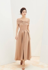 Đầm xoè dài hở vai ngang xếp ly ngực (Nude)