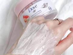 Tẩy da chết Dove Exfoliating Body Polish 225ml (Bản Đức)