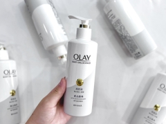 Sữa dưỡng thể OLAY Body Cellscience B3 Vitamin C 260g